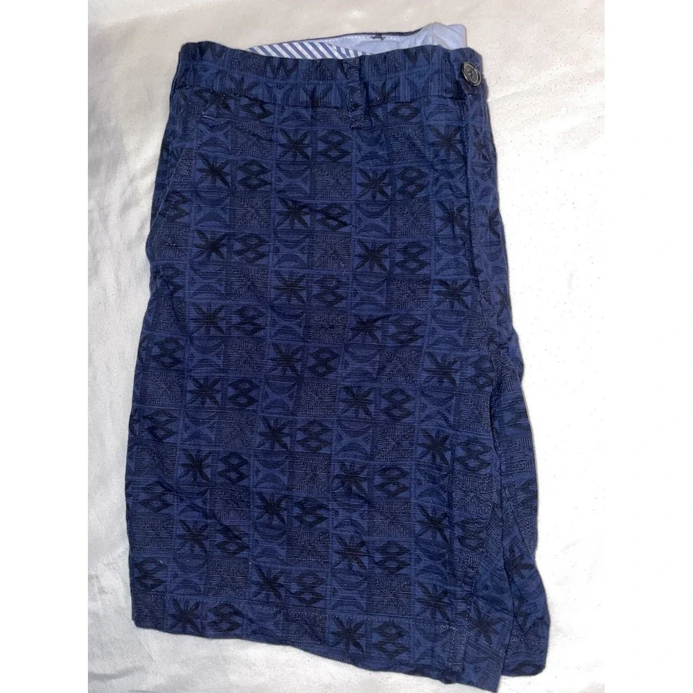 Jomers Mens 35 Navy Blue Chino Shorts Preppy Geometric Print Navy Blue